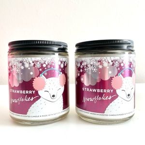 Bath and body works BBW Strawberry Snowflakes candle set